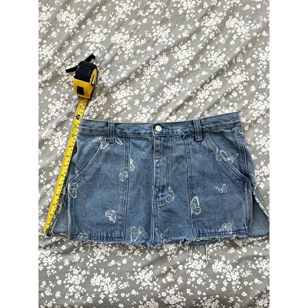 Simple Society Women’s 13/31 Blue Denim Butterfly Mini Skirt Pockets Button Fray